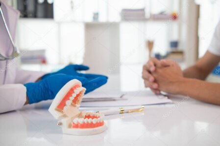 Collaborazione tra laboratorio e studio dentistico